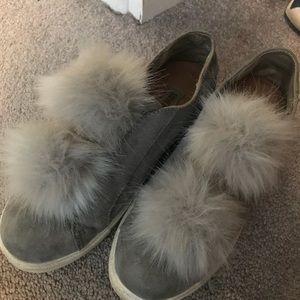 Pom Pom Sneakers